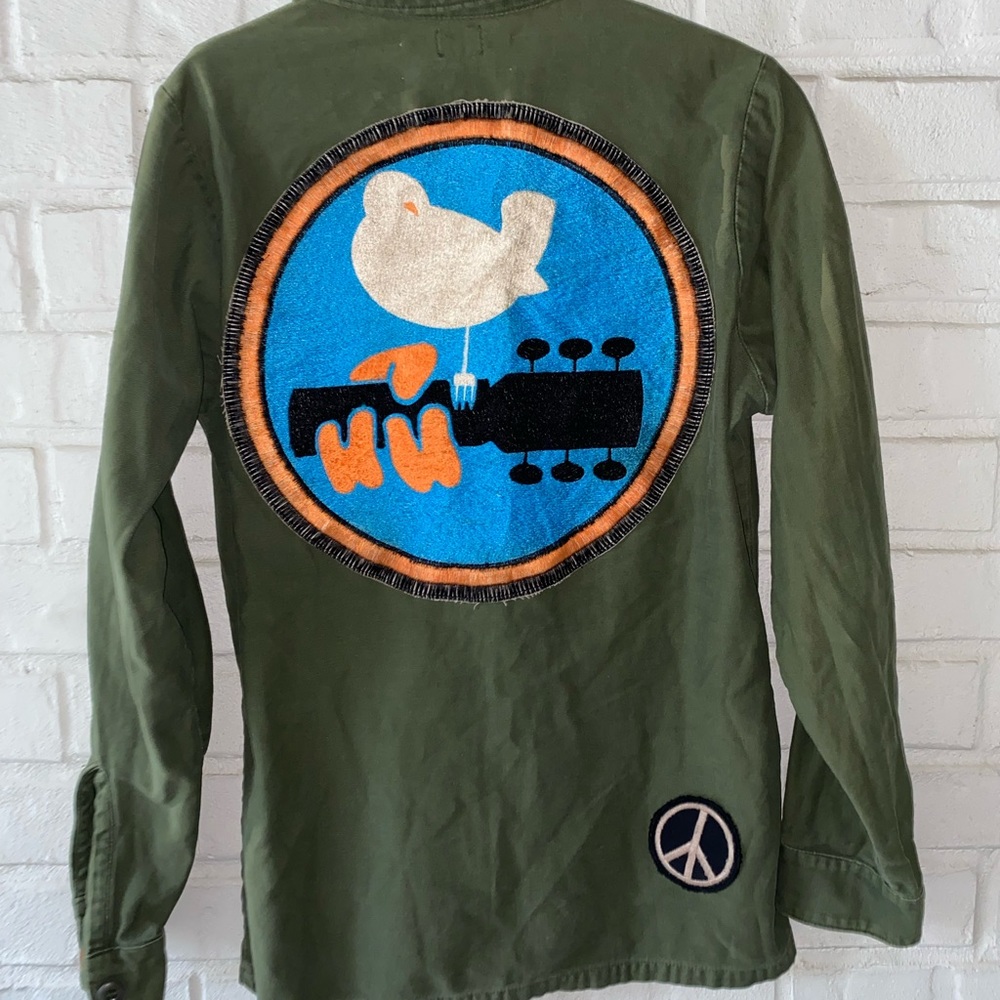 Madeworn xs WOODSTOCK PEACE & LOVE CHAIN STITCHED MILITARY JACKET